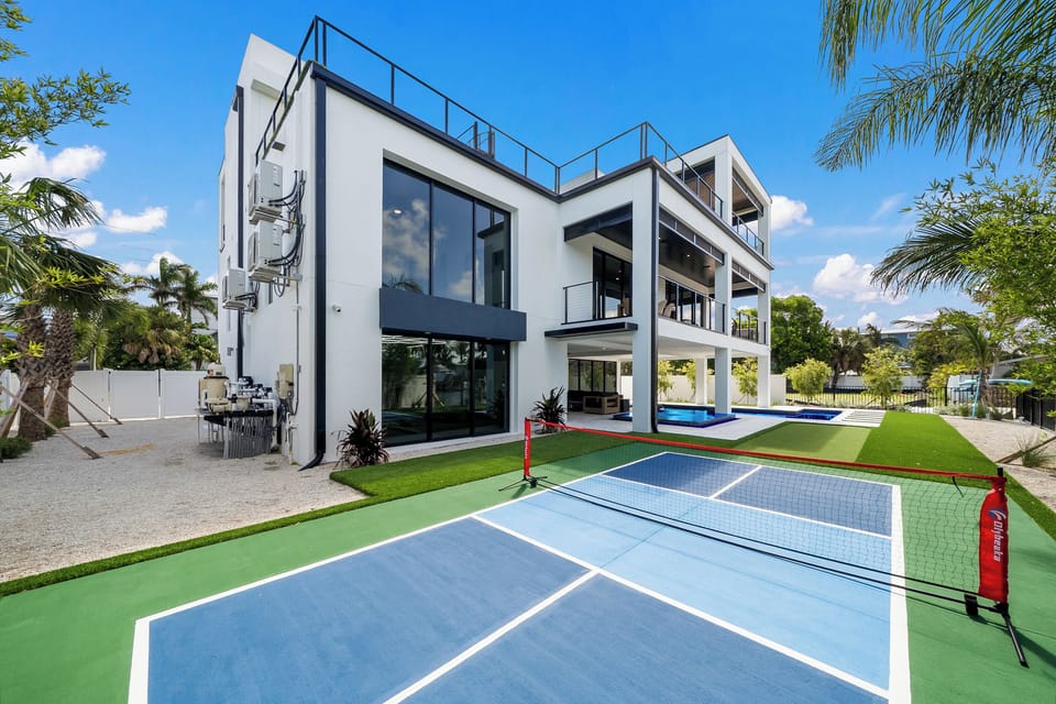 Sport court