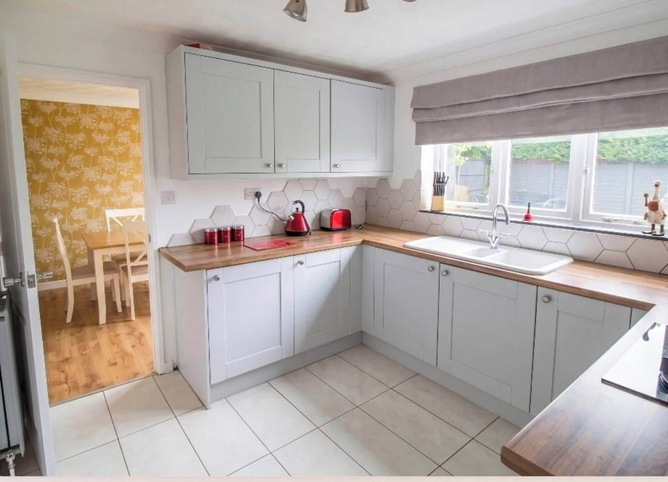 House, 3 Bedrooms, Patio | Interior