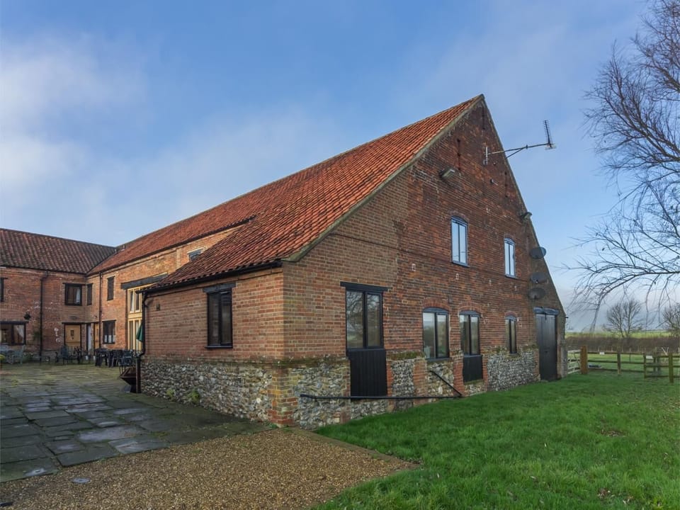 View towards this impressive barn