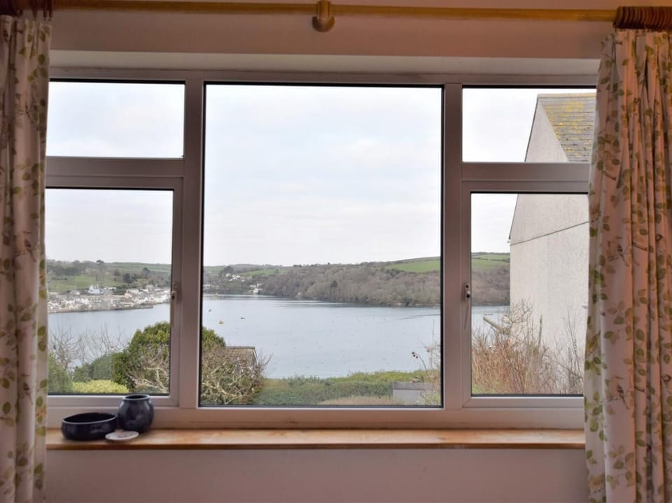 Picture window makes the most of the river views 