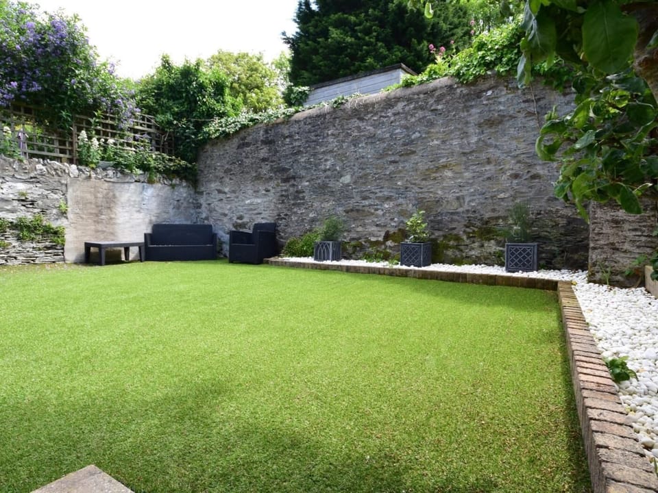 Enclosed rear garden