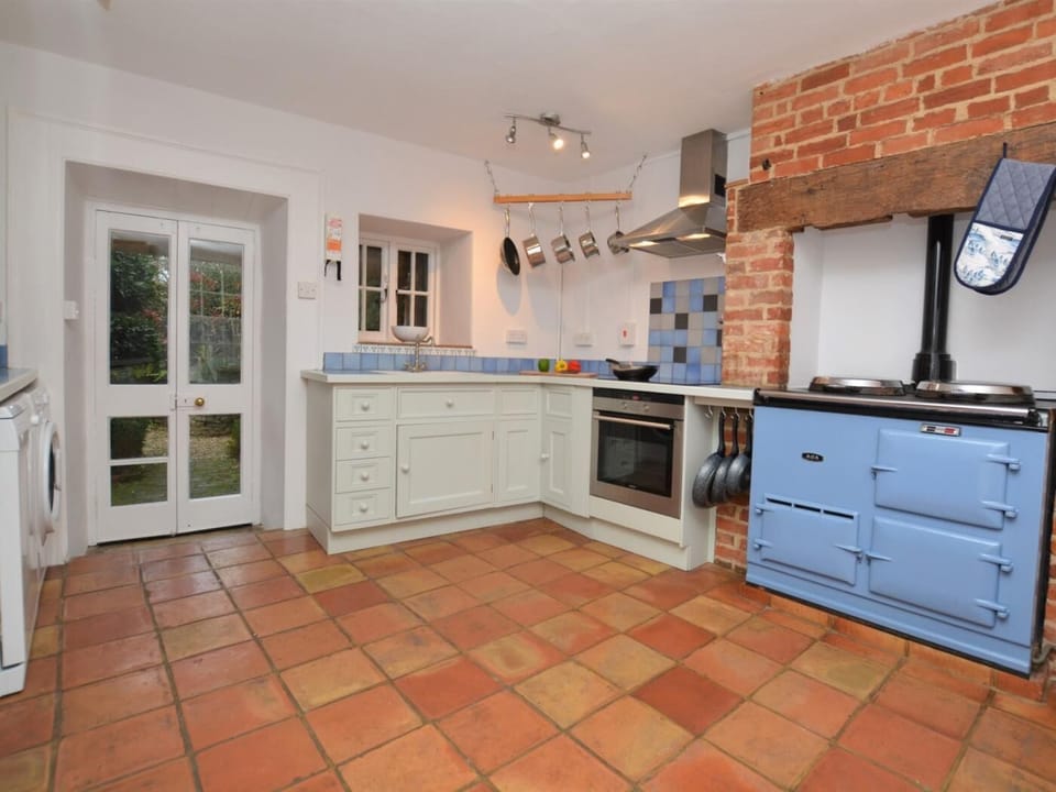 Cook a meal on the Aga