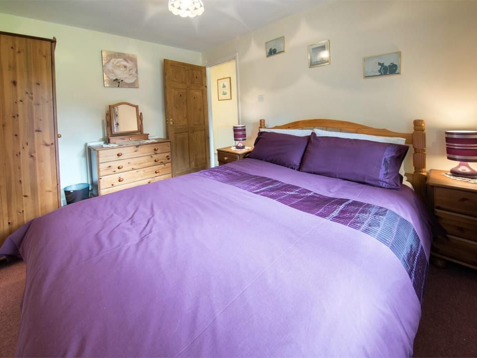 Fully furnished double bedroom