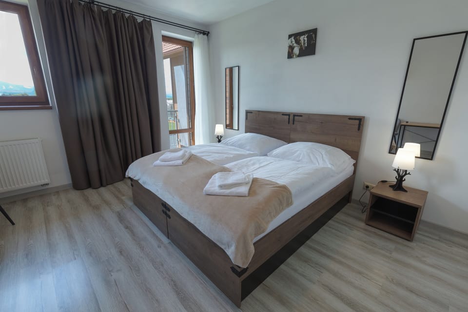 Classic Double Room, Balcony, Hill View | WiFi (free)