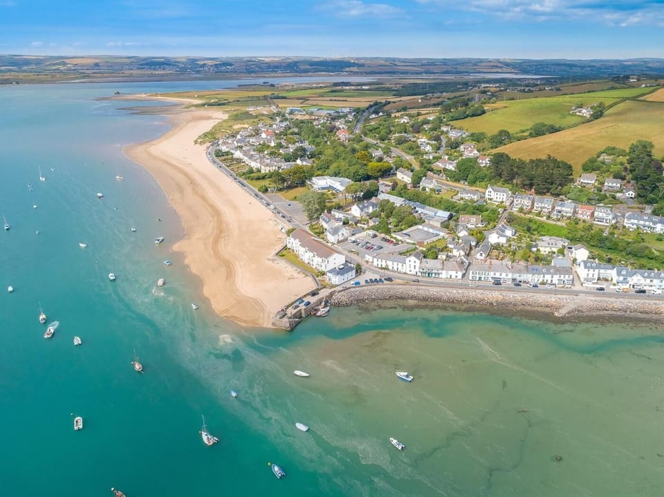 Instow