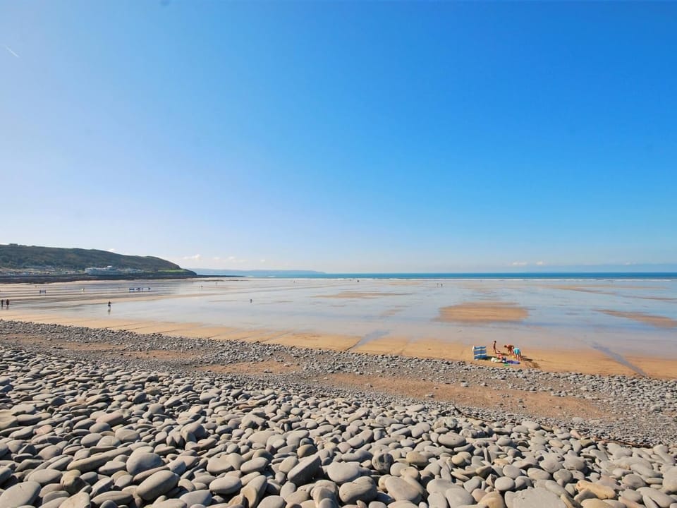 Westward Ho! 2 miles of golden sandy beach, great for surfing