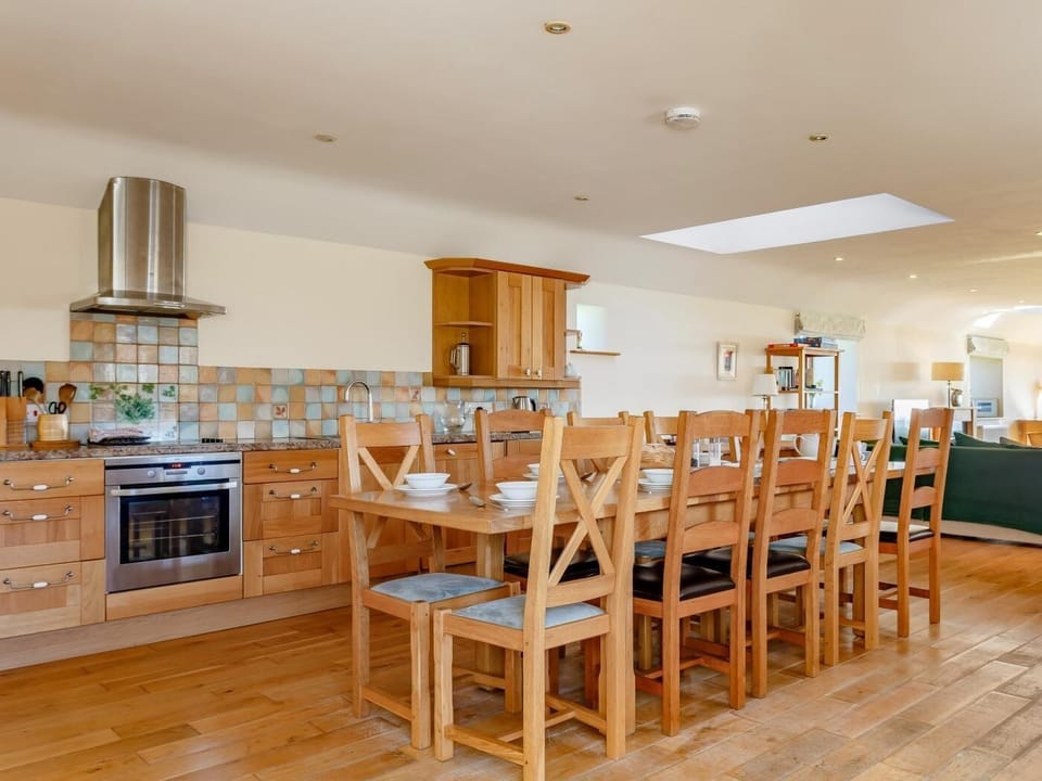 Well-equipped country style kitchen