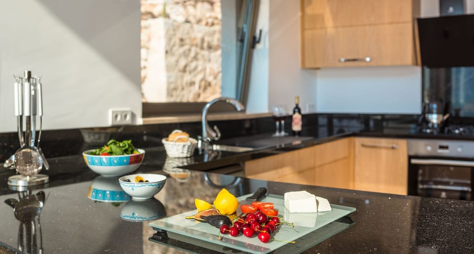 Luxury Villa | Private kitchen