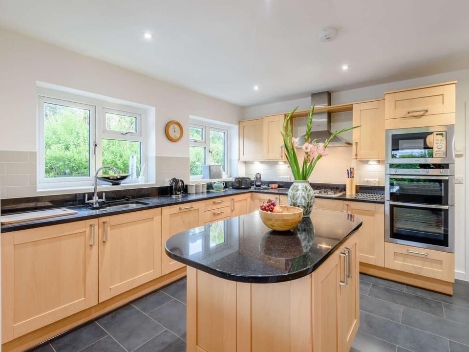 Well equipped kitchen