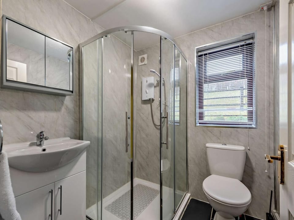 Ground floor shower room