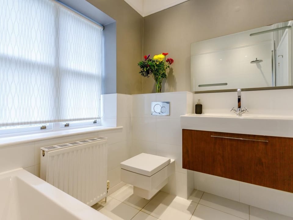 Modern bathroom