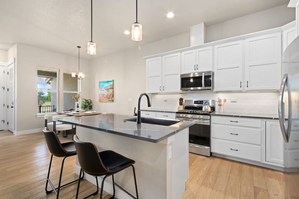 Townhome, Multiple Beds, Garden View (Vernazza Retreat) | Private kitchen