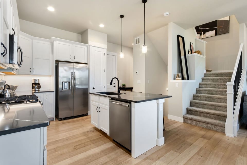 Townhome, Multiple Beds, Garden View (Vernazza Retreat) | Private kitchen
