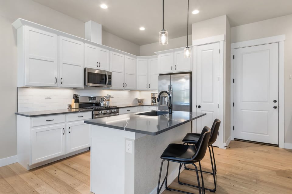Townhome, Multiple Beds, Garden View (Vernazza Retreat) | Private kitchen