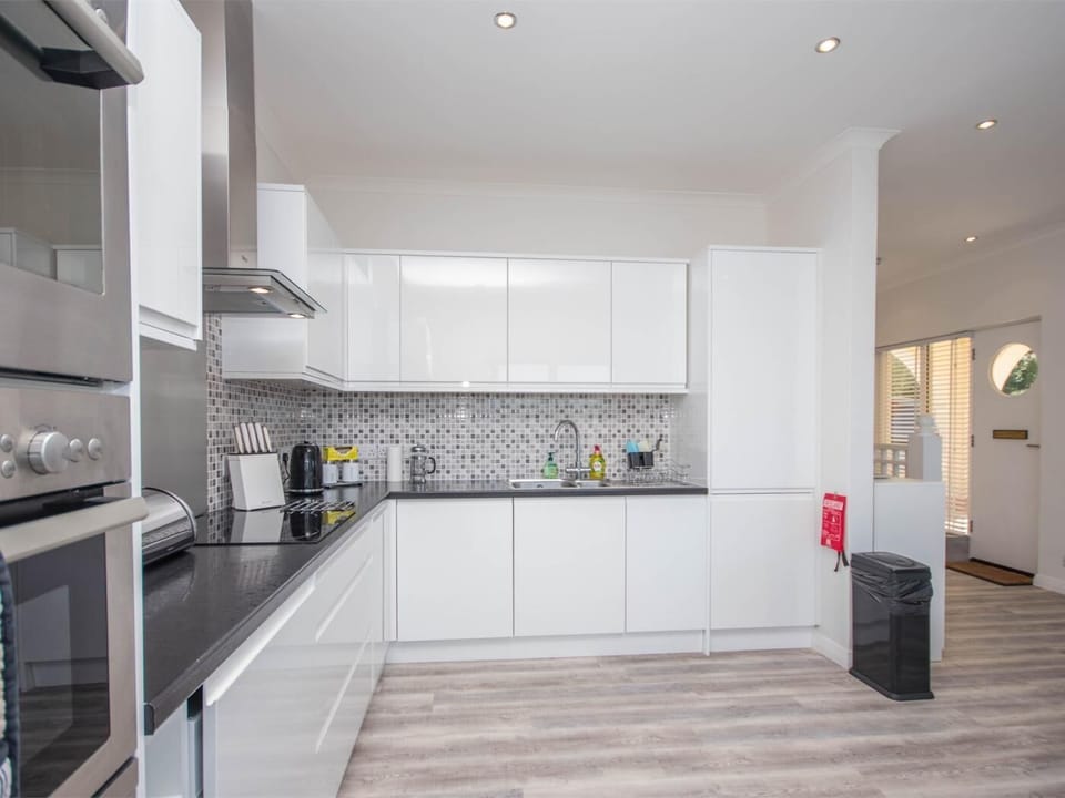 Enough space to cook up a family feast