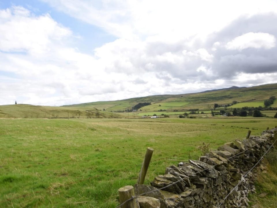 Views towards Henry Scott Riddell Monument,famous poet and songwritter
