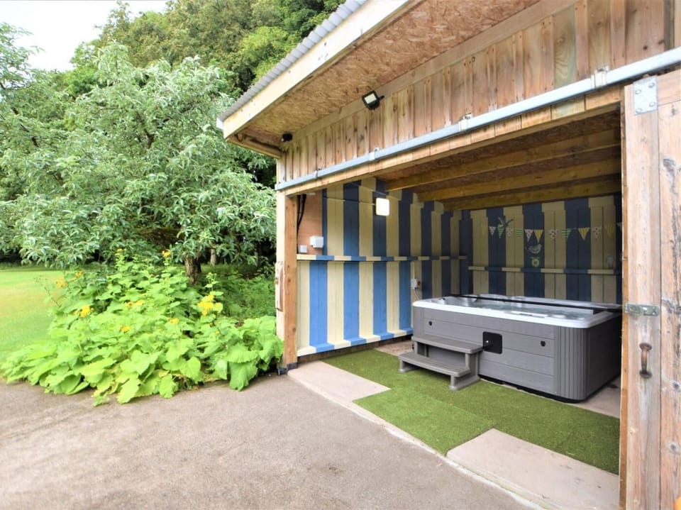 Views towards the amazing housed hot tub