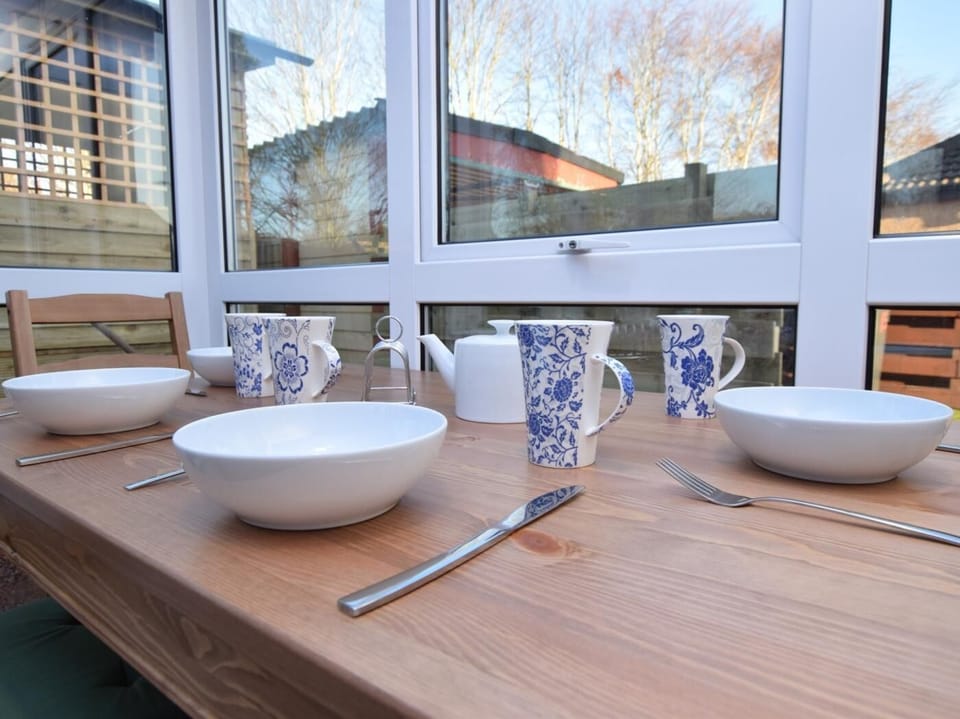 Enjoy meals and snacks in the sun room