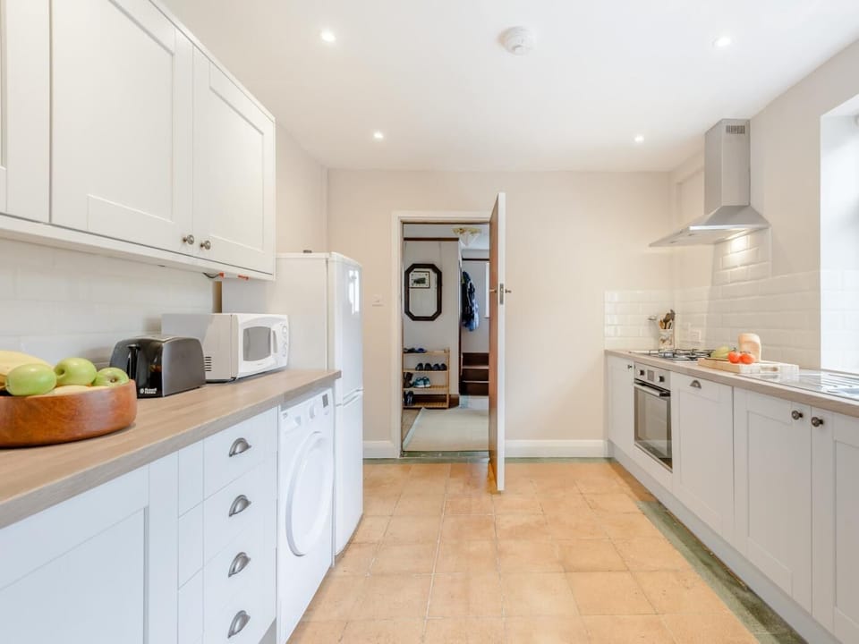 Contemporary kitchen