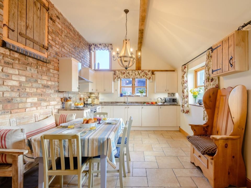 Spacious and sociable kitchen/diner