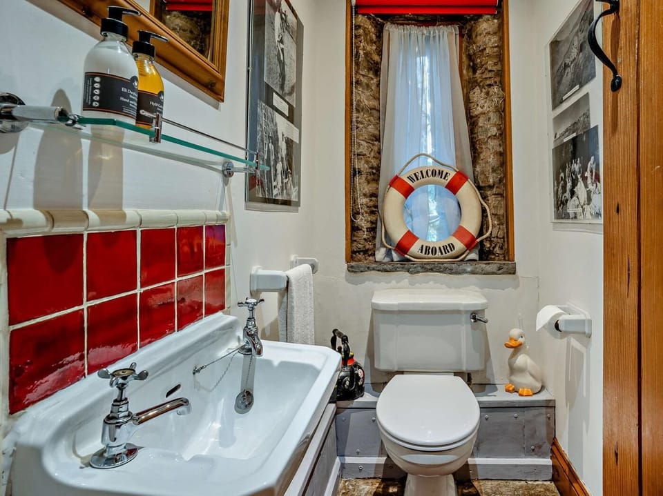 Ground floor WC