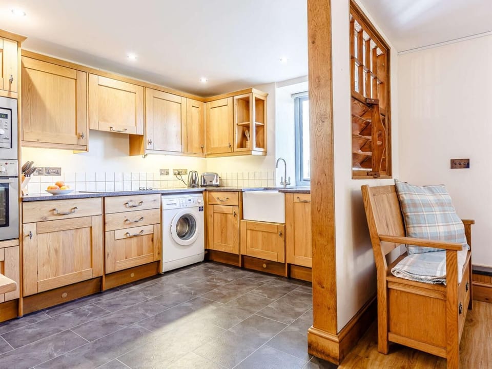 Fully equipped kitchen
