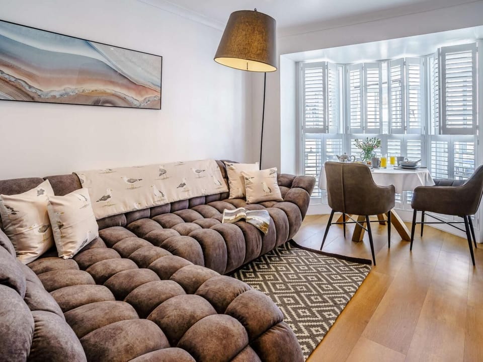 Stylish apartment in the centre of Tenby