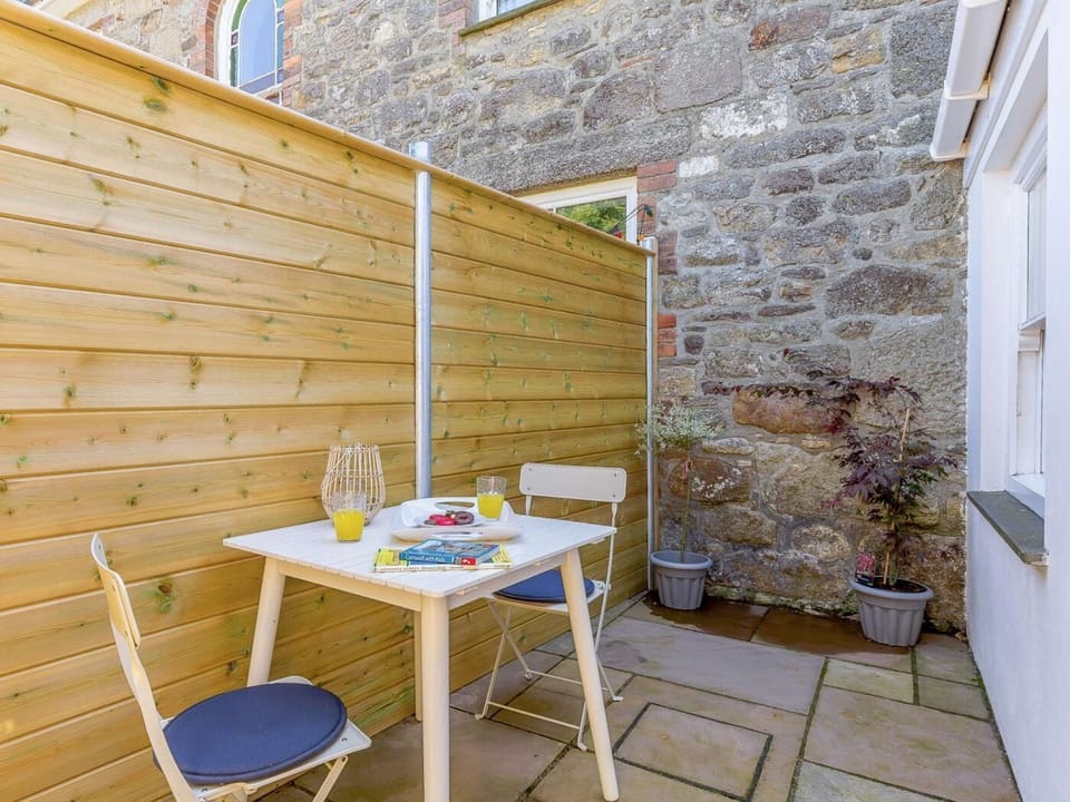 Cute courtyard for outside dining