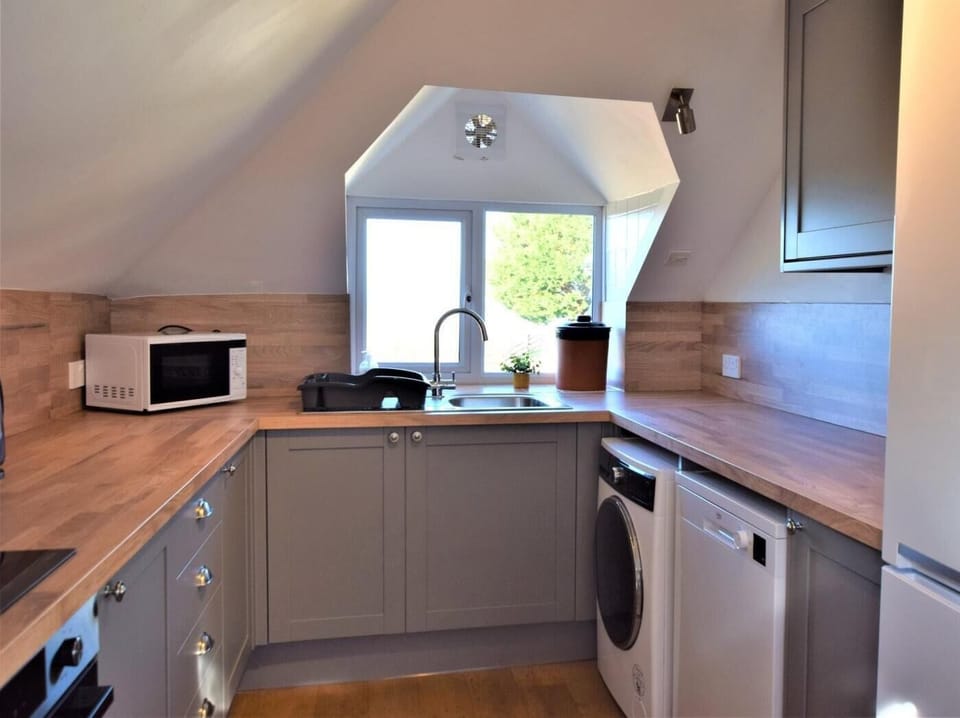 Newly Fitted Kitchen