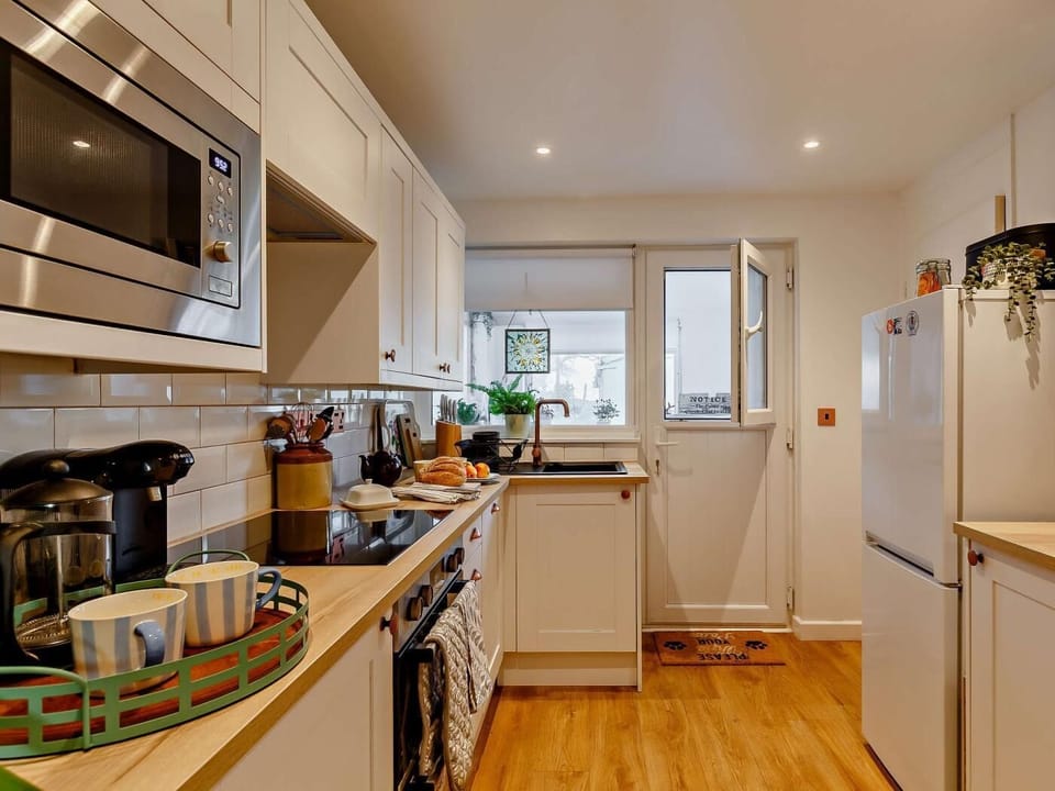 Well equipped kitchen complete with coffee machine