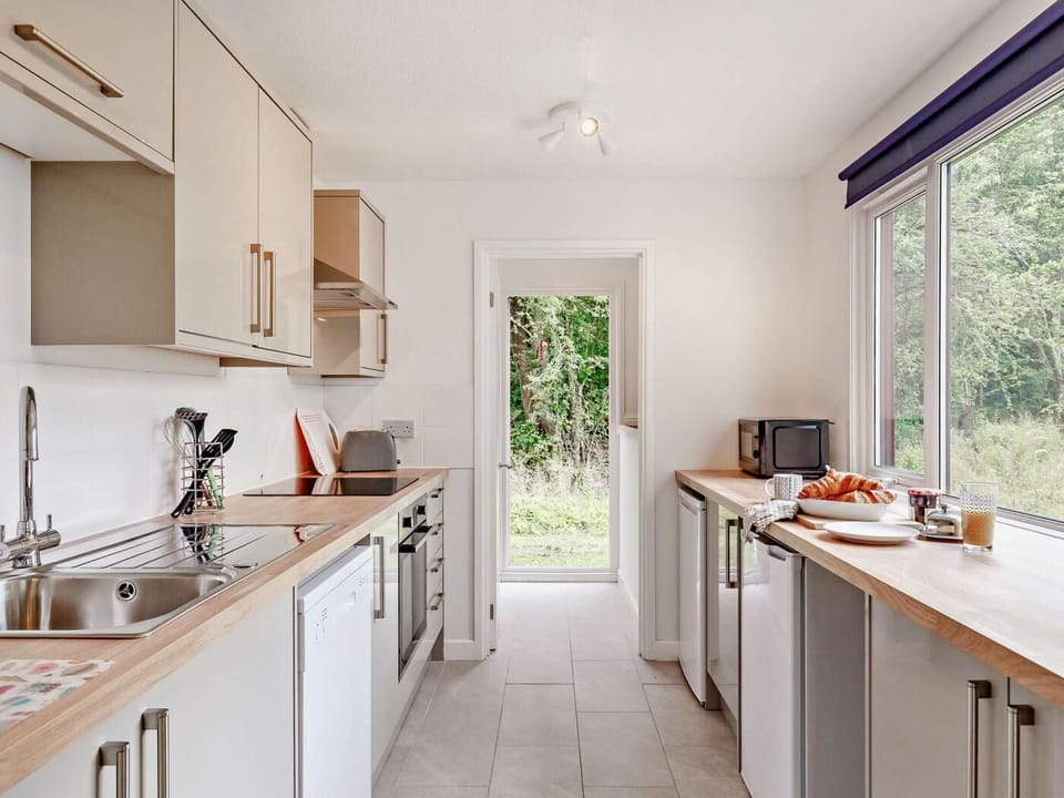 Well equipped kitchen