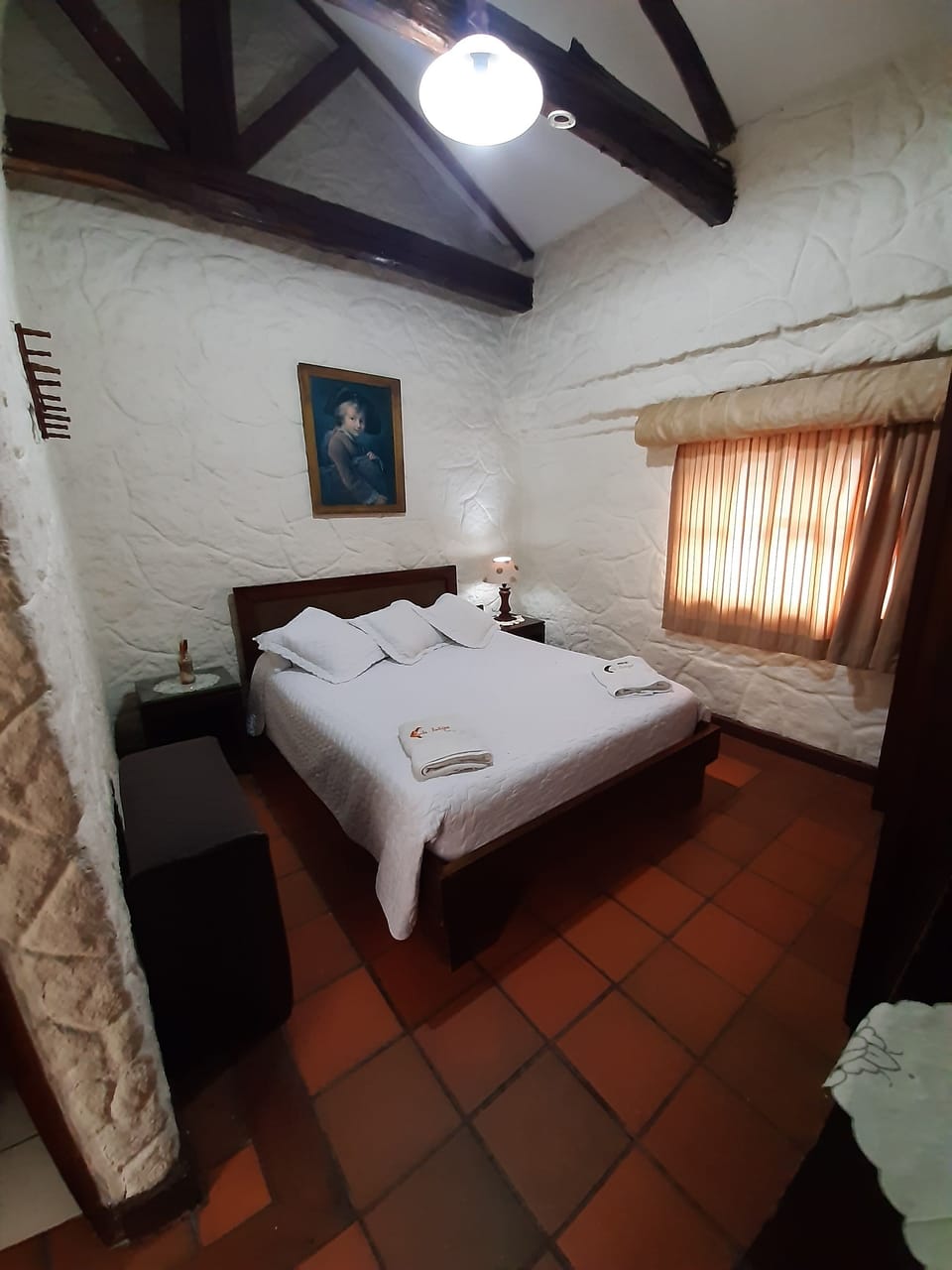 Premium bedding, desk, laptop workspace, soundproofing