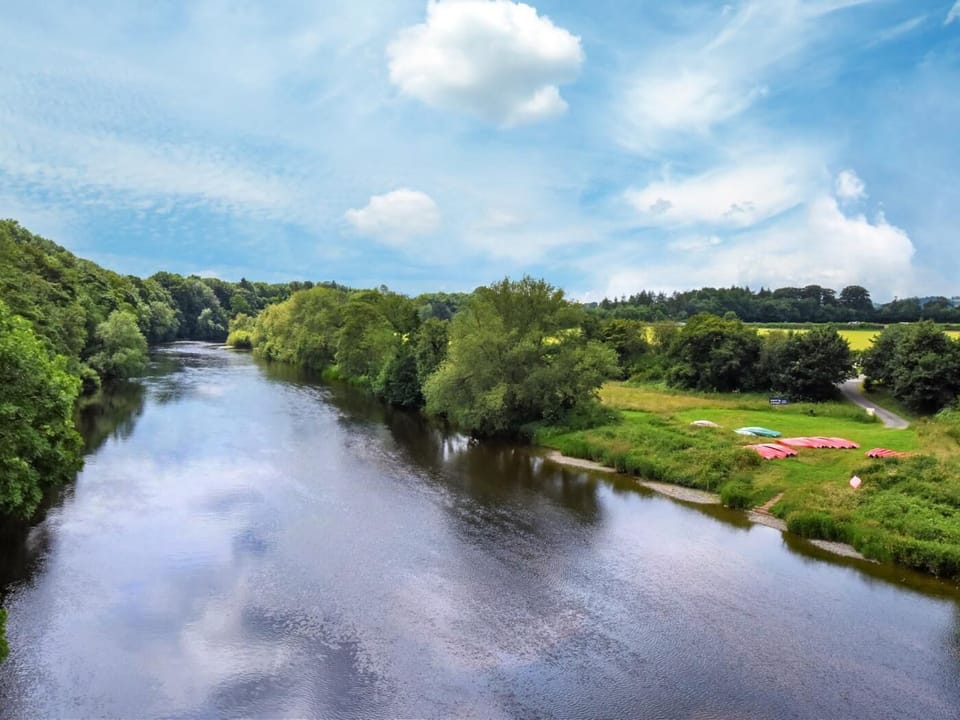 Enjoy the many watersports available on the River Wye