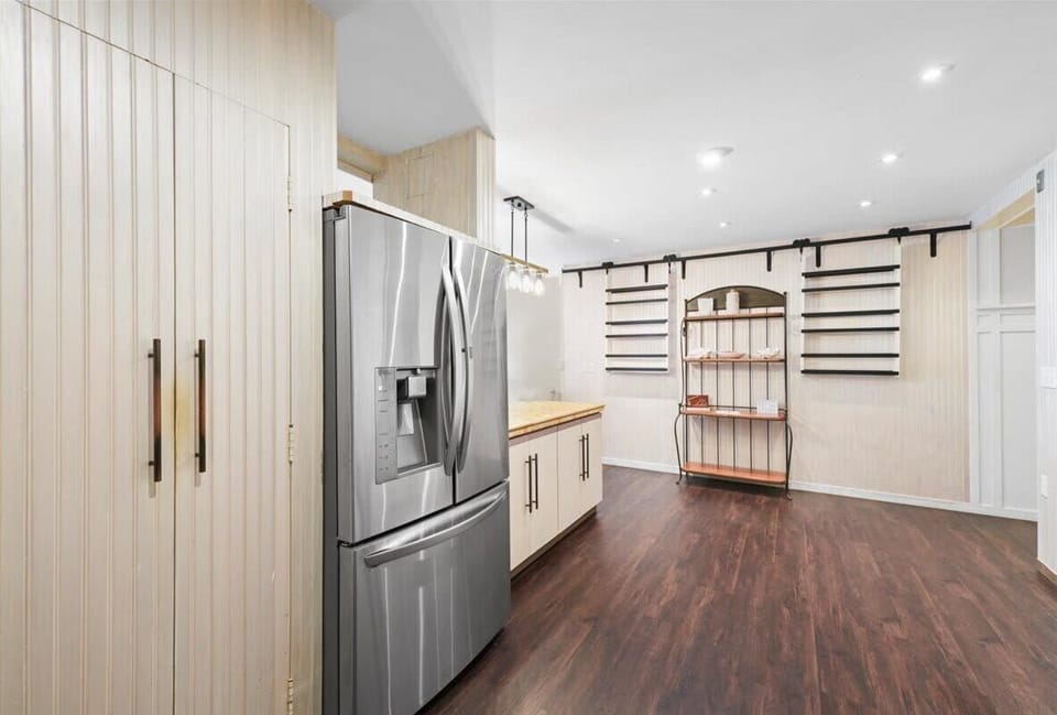 Condo, Multiple Beds, Pool View (Hibiscus D102) | Interior