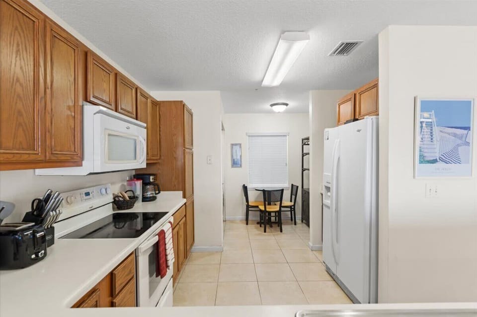 Condo, Multiple Beds, Pool View (Villas II 308) | Private kitchen