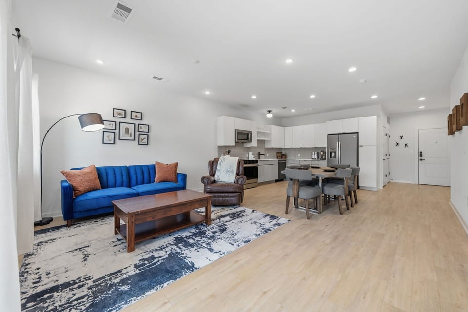 Open concept living, dining, & kitchen area