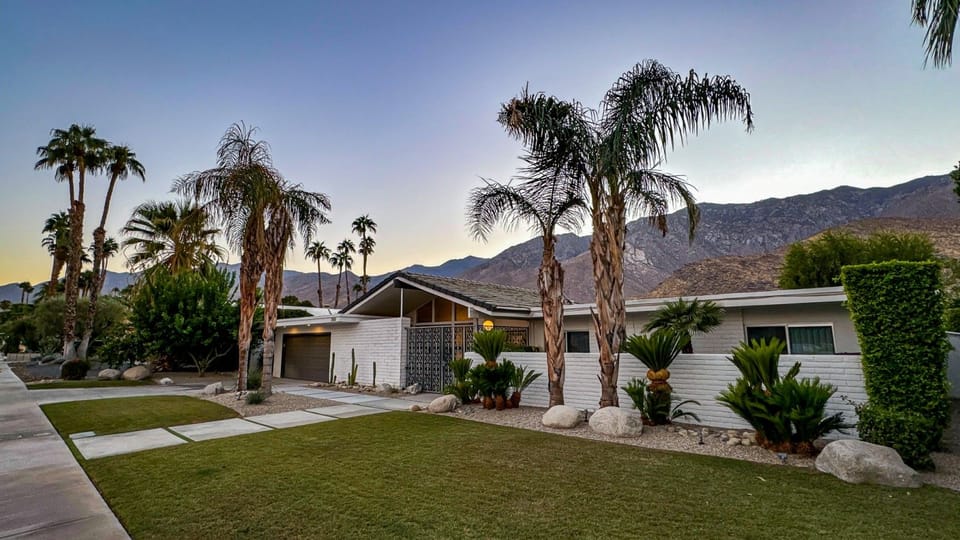 Mid Century Modern Architecture