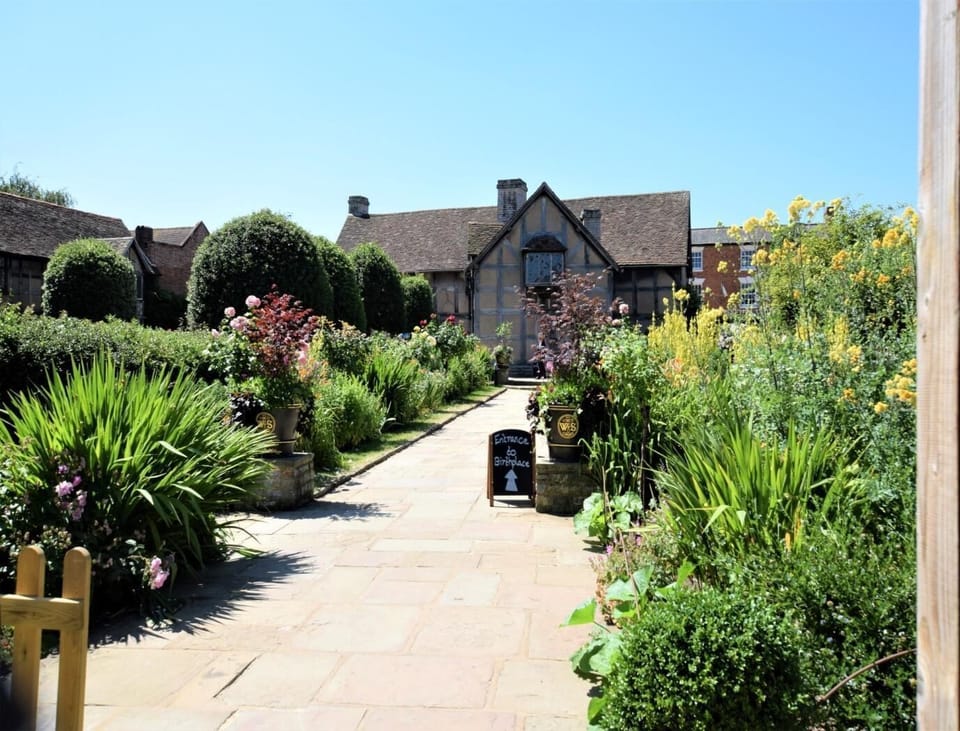 Shakespeare's brithplace is a short walk away