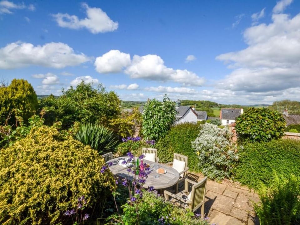 Views from the rear enclosed garden