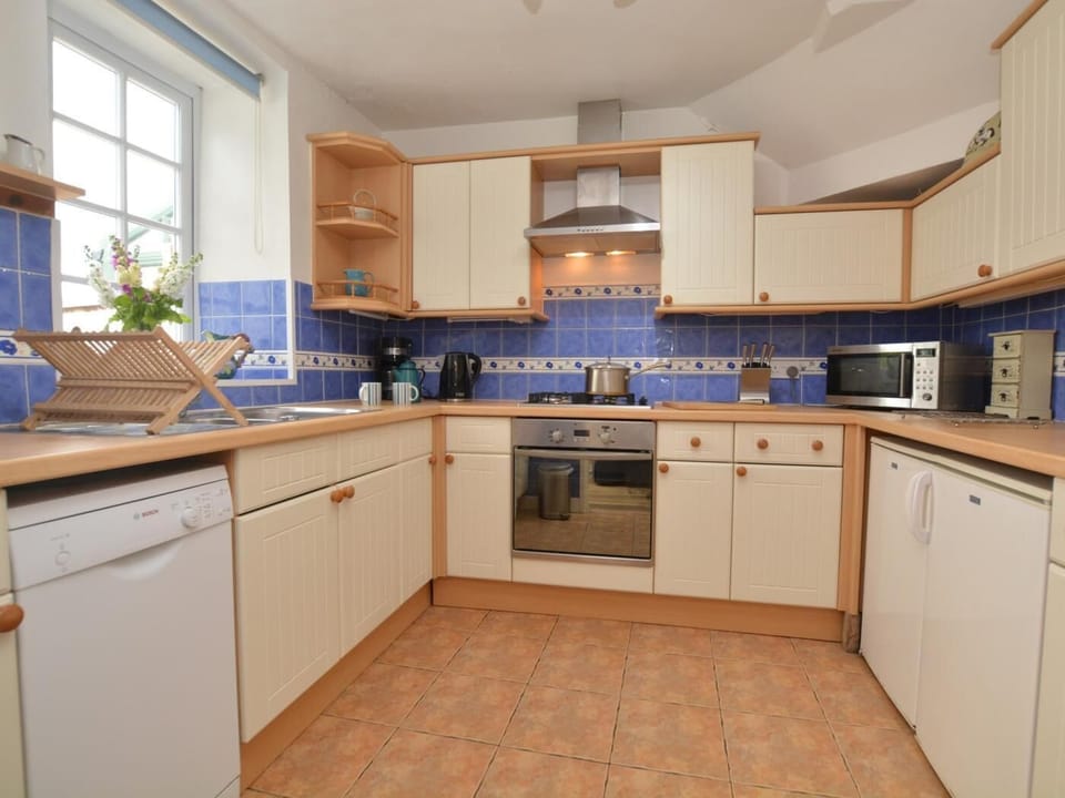 Prepare your favourite meals in the kitchen