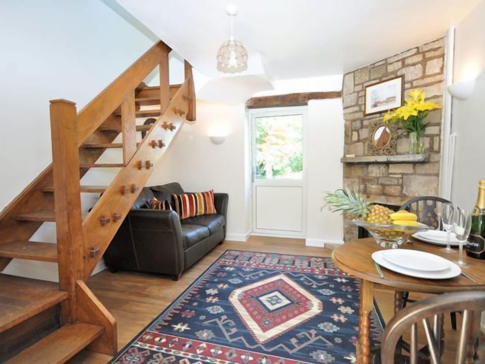 Lounge/diner with woodburner