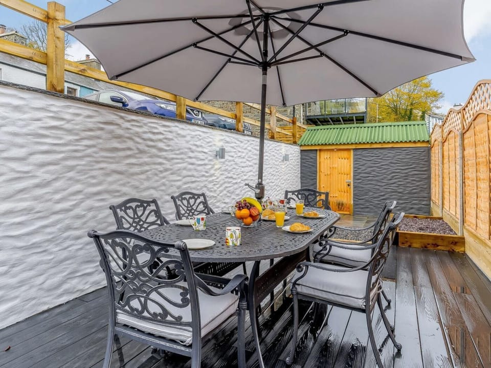 Private out-door patio area