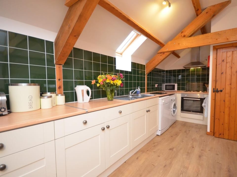 Large kitchen area