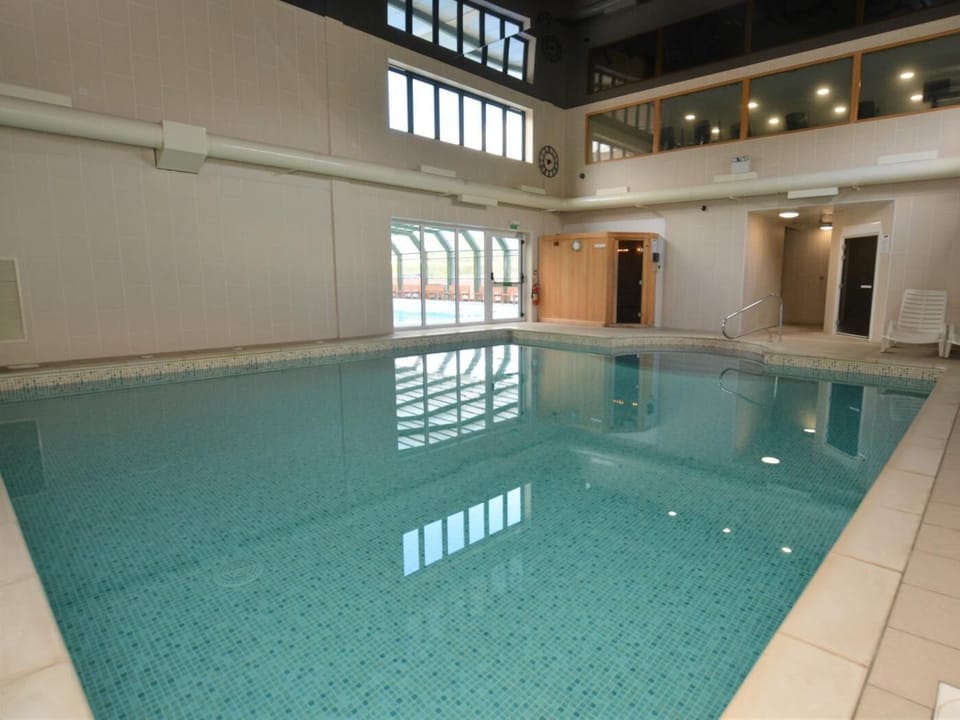 On site health club (charges apply) with indoor pool, steam room, sauna and gym