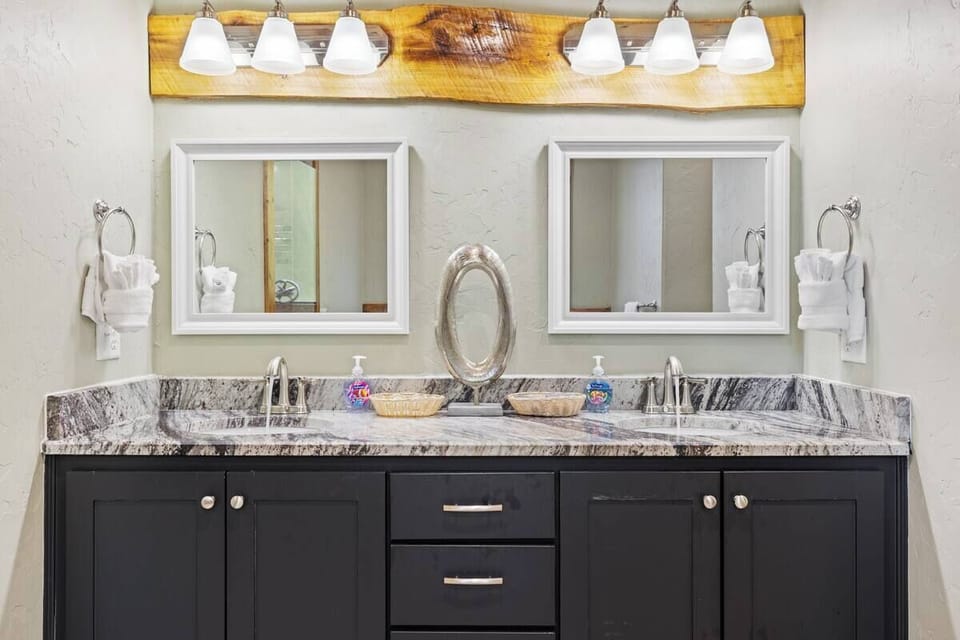Double sink—perfect for couples and families