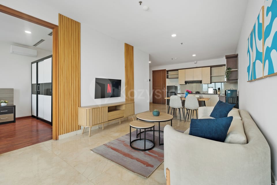 Apartment, 2 Bedrooms, City View | Living area | 43-inch Smart TV with cable channels, Netflix, streaming services