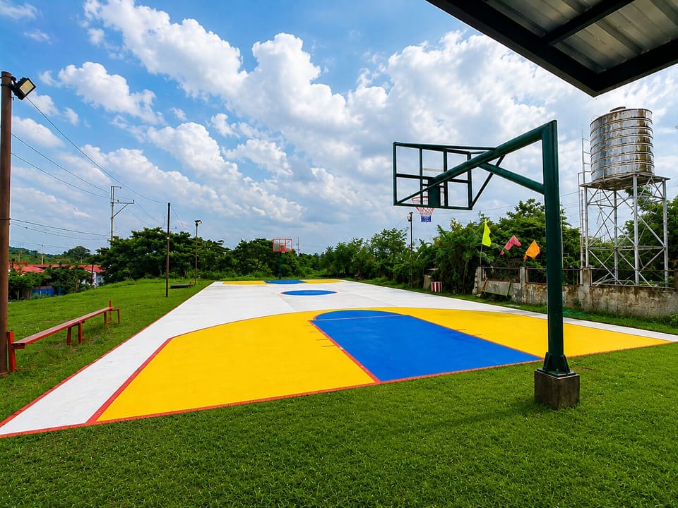 Sport court