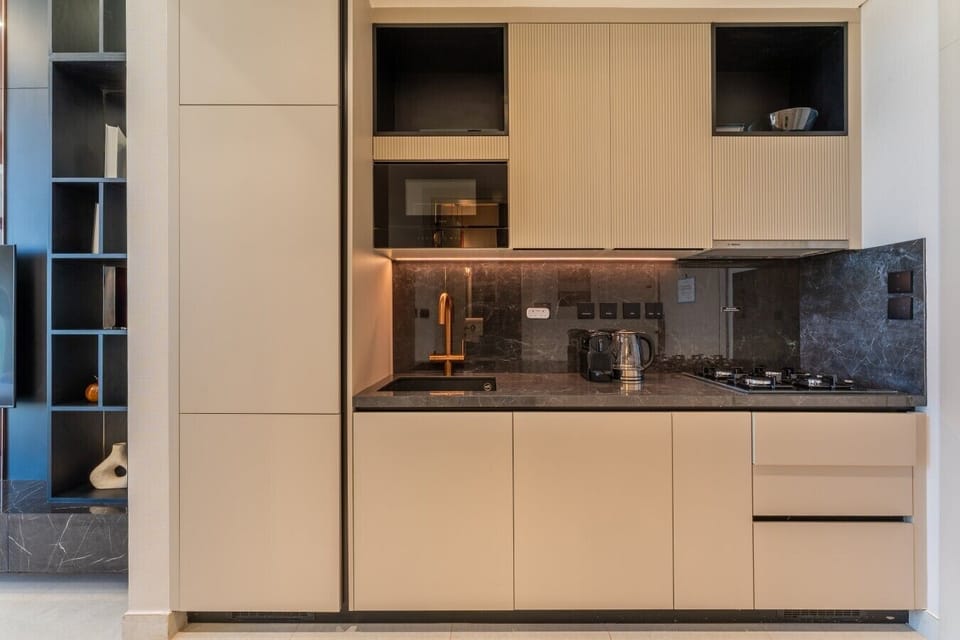 Kitchen-Hyde Walk Residence-Al Satwa