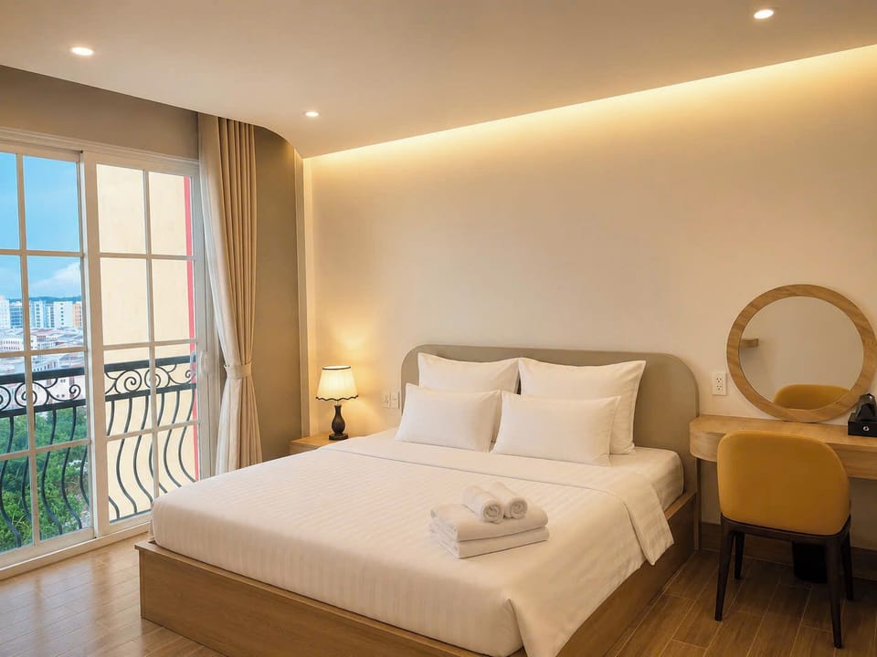 Superior Double Room | Laptop workspace, WiFi (free)