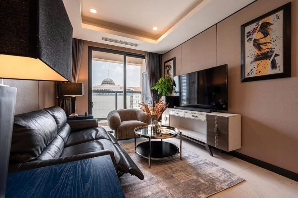 Apartment, 2 Bedrooms, Balcony | Living area